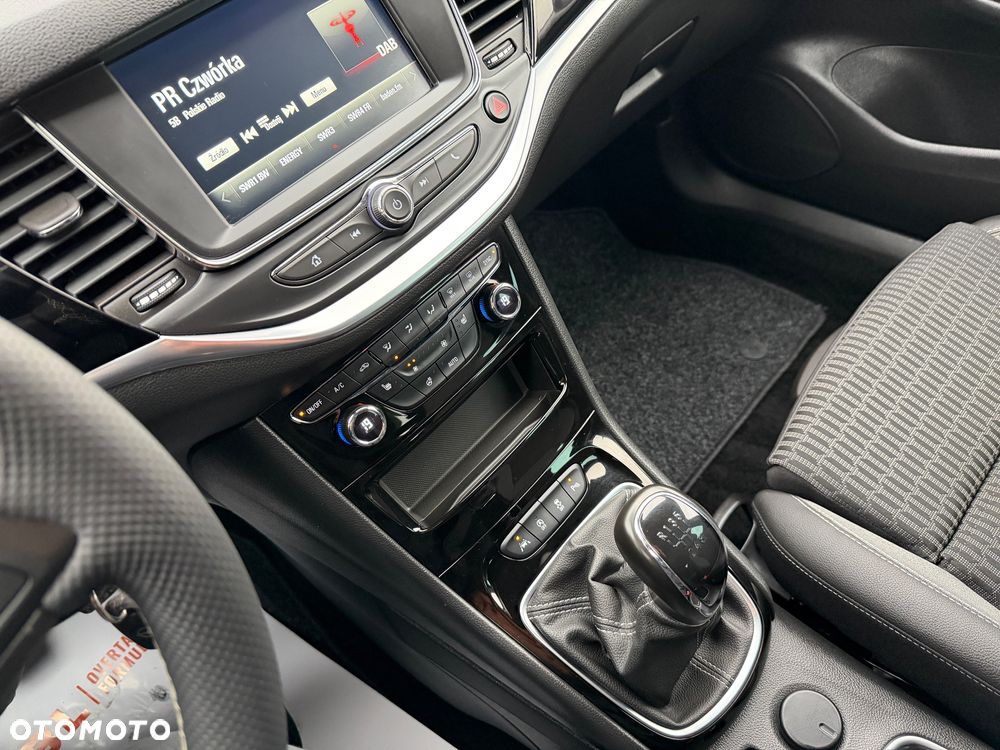 Opel Astra 1.2 Turbo Edition - 21
