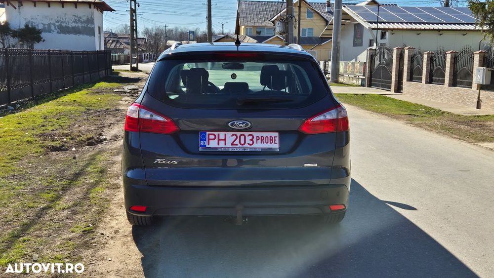 Ford Focus 1.6 TDCI DPF Titanium - 10