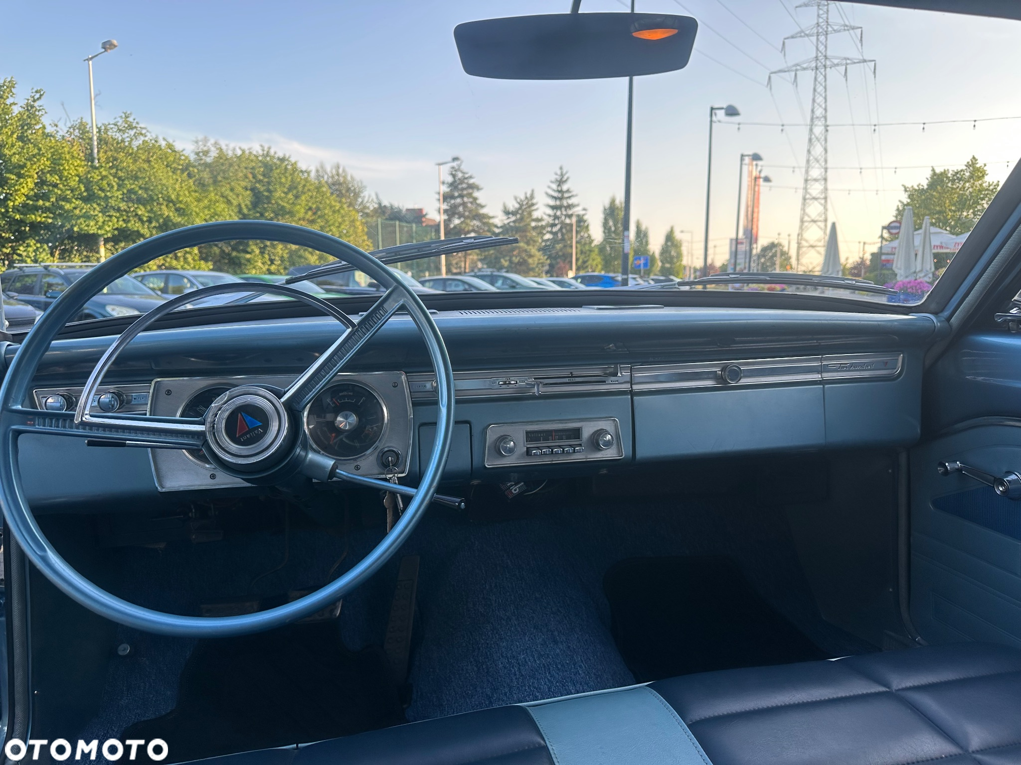 Plymouth Valiant - 11