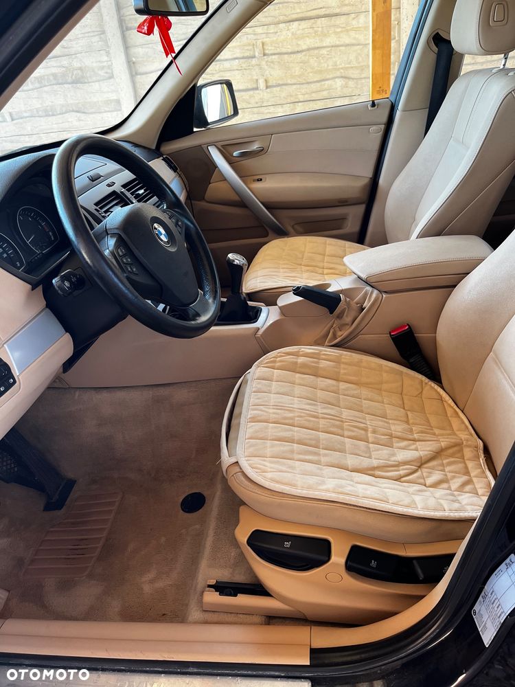 BMW X3 2.0d - 17