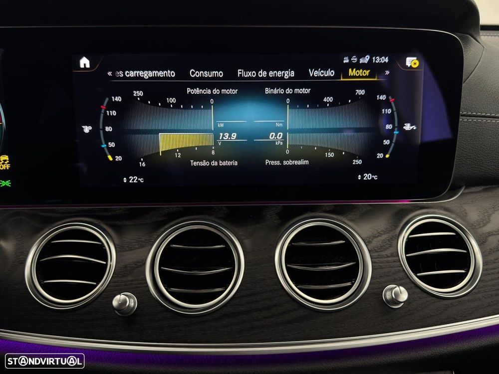 Mercedes-Benz E 300 de AMG Line 4Matic - 27