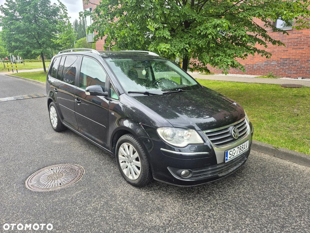 Volkswagen Touran 2.0 TDI Highline - 11