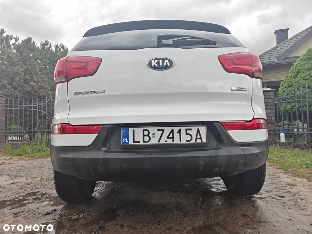 Kia Sportage 2.0 CRDI 4WD Dream-Team Edition - 3