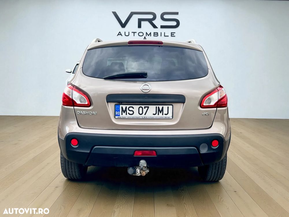 Nissan Qashqai 2.0 dCi DPF 4x4 Aut tekna - 18