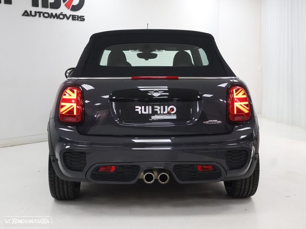 MINI Cabrio John Cooper Works Plus Auto Desportiva - 29