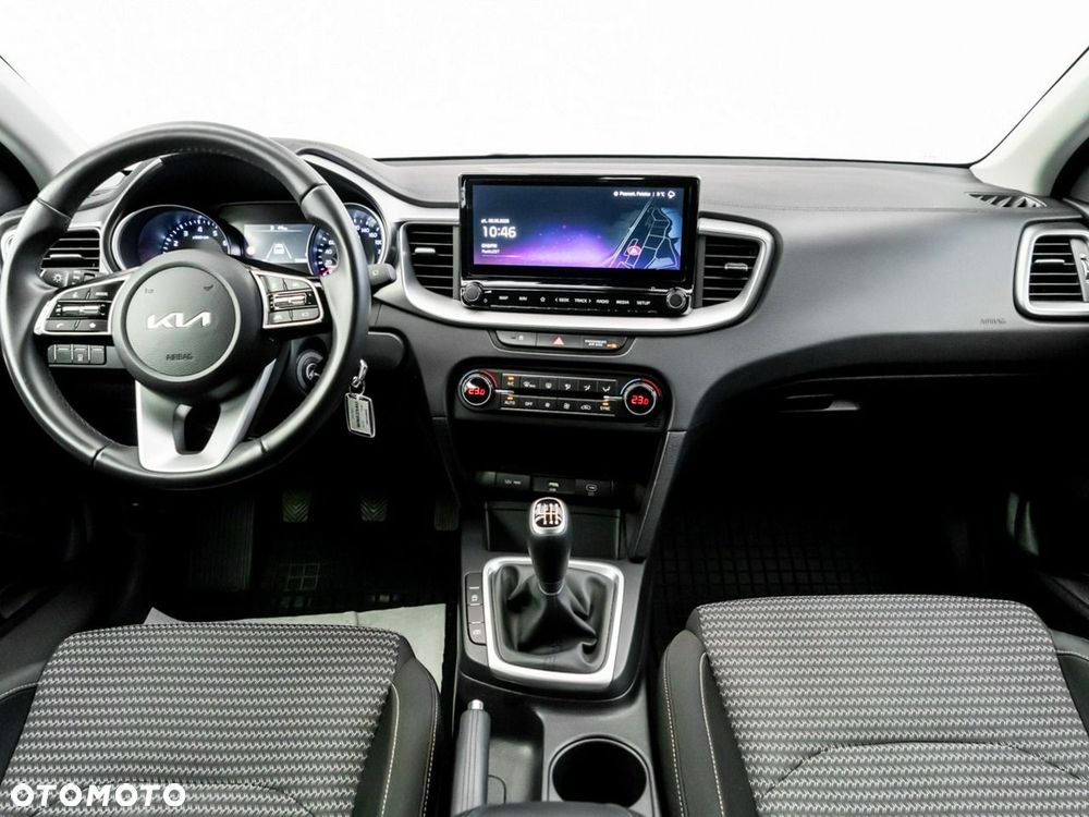 Kia Ceed 1.5 T-GDI M - 19