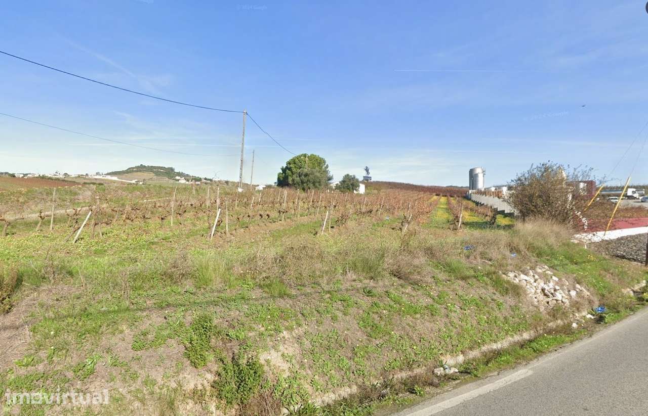 Terreno Industrial com 4.320 m² | Potencial para Armazém | Arruda dos - Grande imagem: 3/3