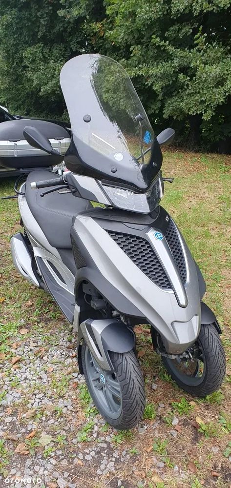 Piaggio MP-3 - 3