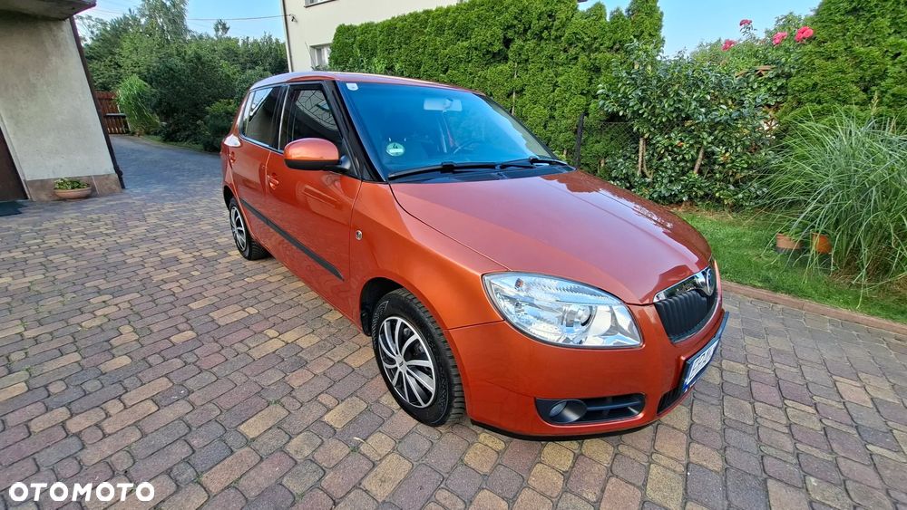 Skoda Fabia 1.2 HTP Cool Colour Edition - 7