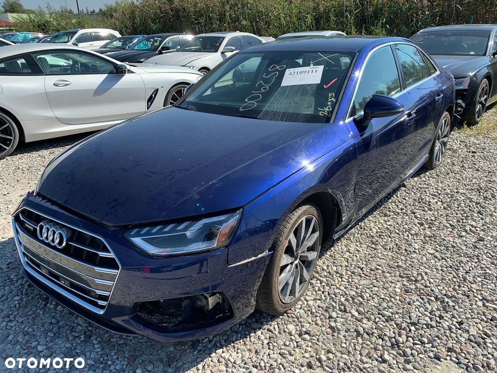 Audi A4 Limousine - 1