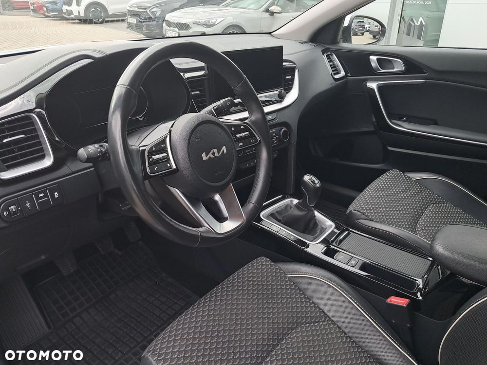 Kia XCeed 1.5 T-GDI Business Line - 9