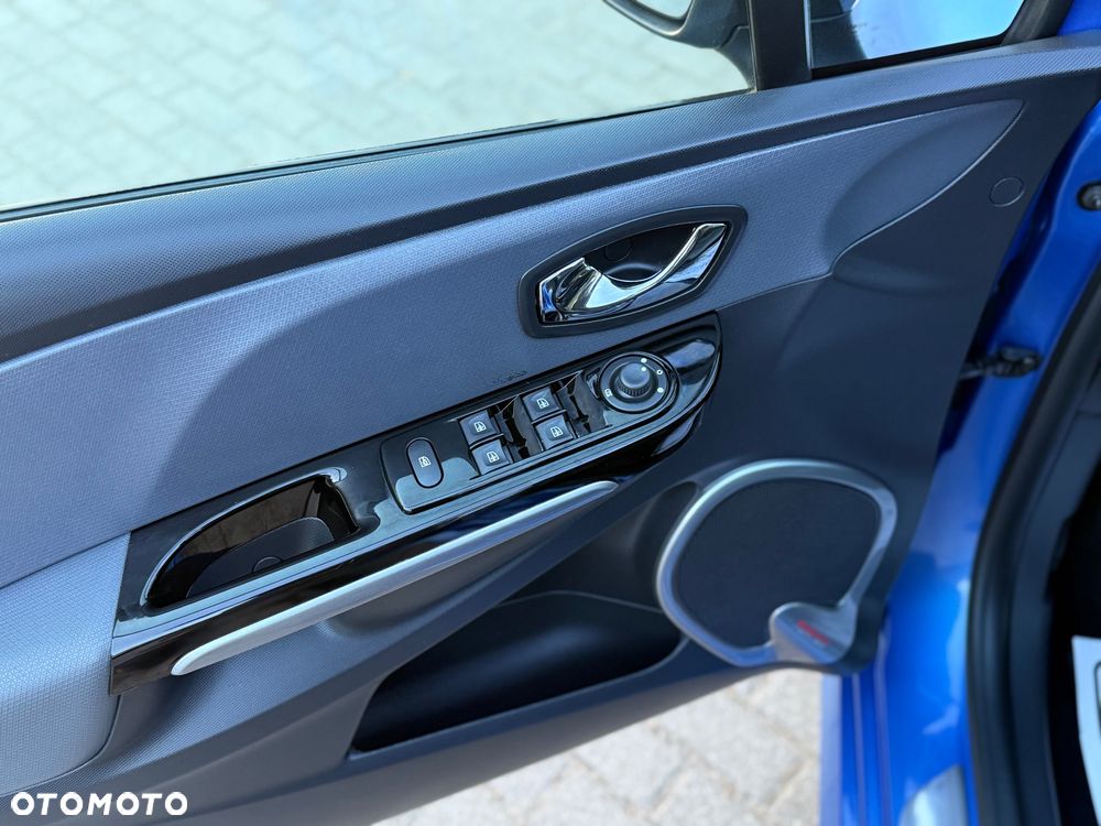 Renault Clio TCe 120 EDC GT - 13