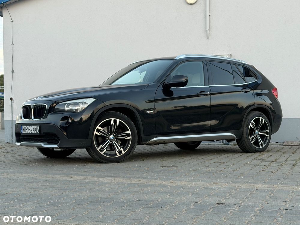 BMW X1 xDrive18d - 11