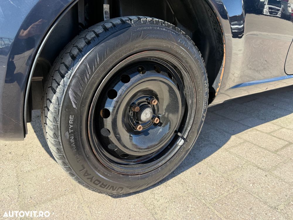 Fiat Punto 1.2 8V Active - 31