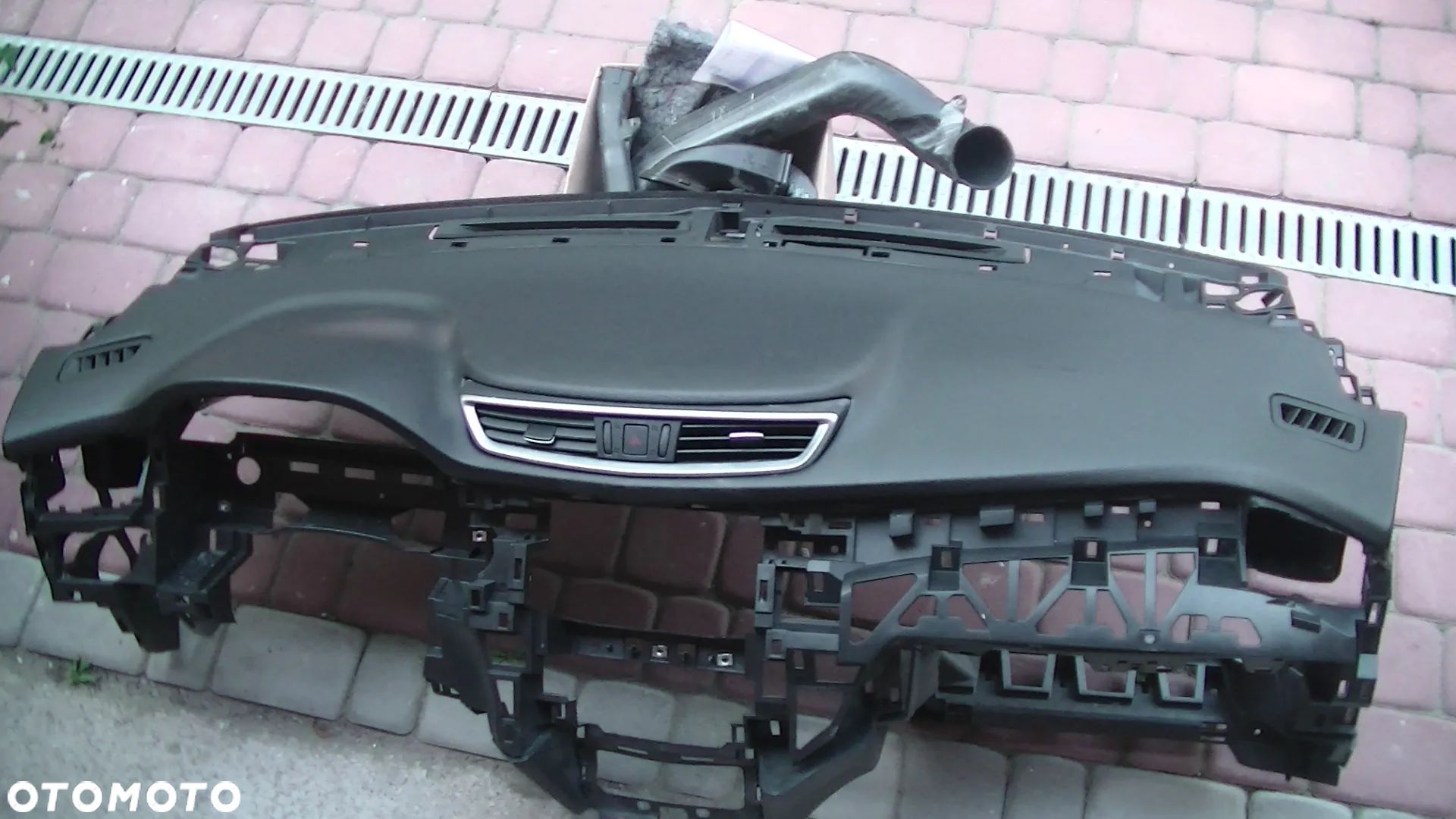 Nissan Qashqai II J11 LIFT X-trail T32 deska rozdzielcza kokpit konsola - regeneracja - 1