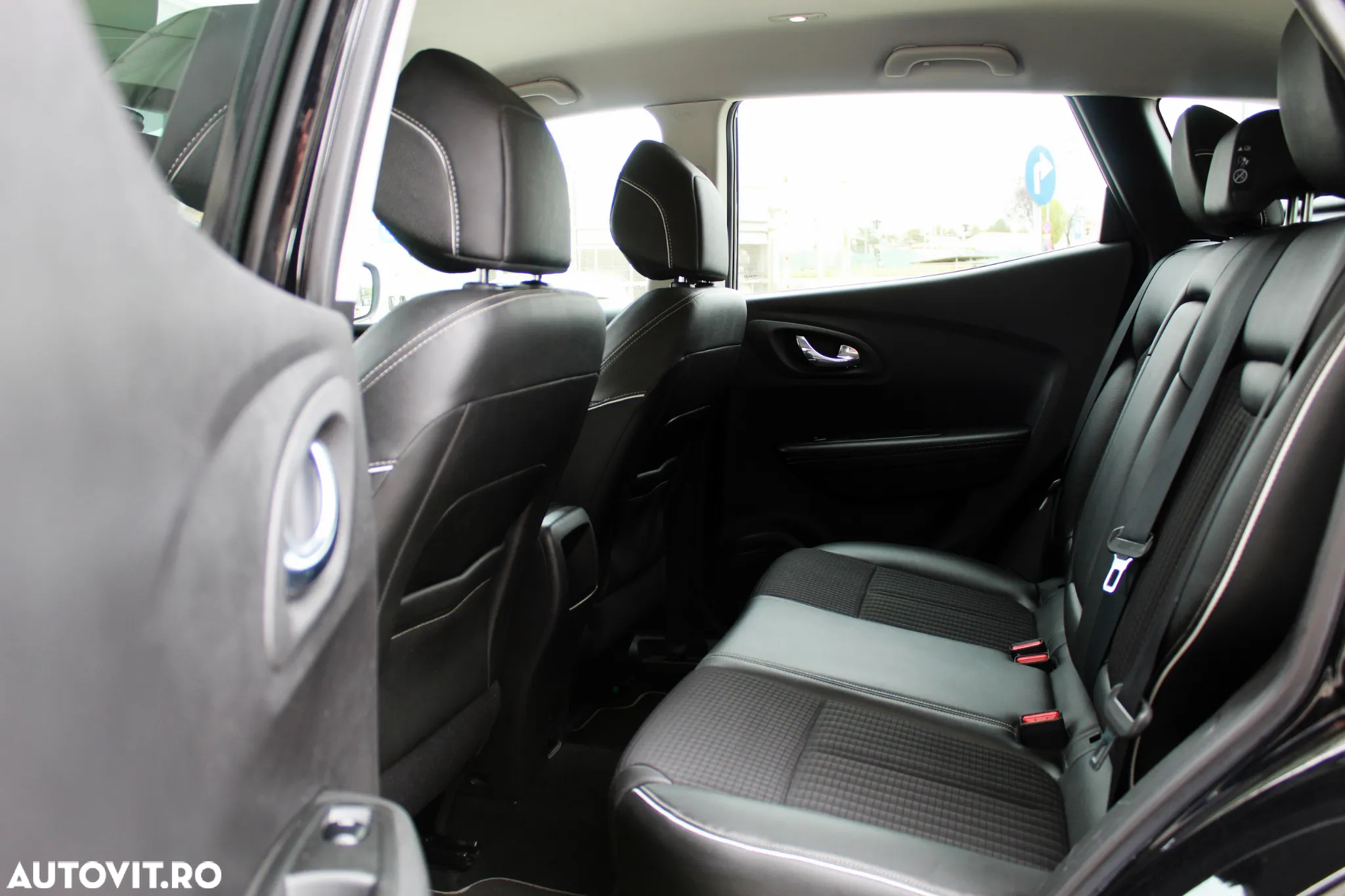 Renault Kadjar Energy dCi 130 4x4 Bose Edition - 10