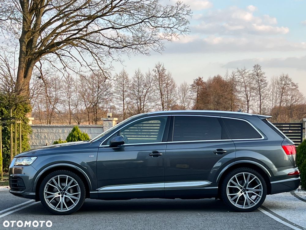 Audi Q7 - 9
