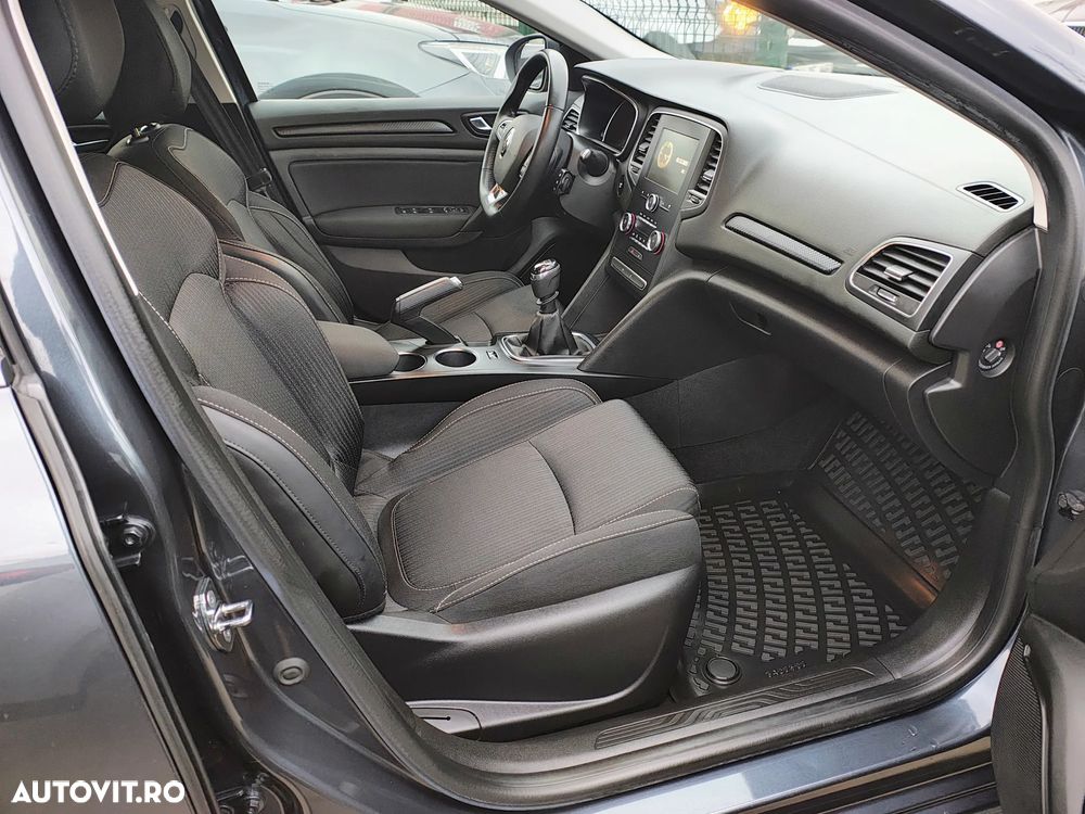 Renault Megane BLUE dCi 115 BUSINESS EDITION - 10