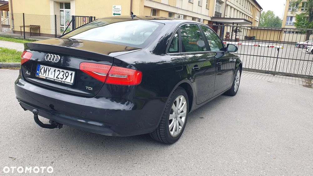 Audi A4 Limousine - 17