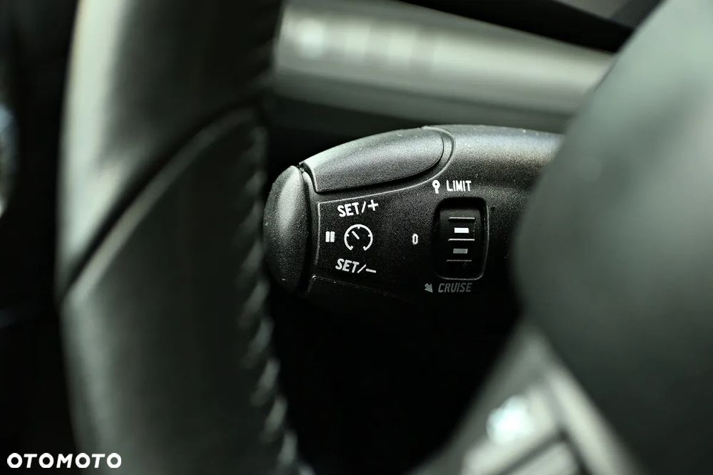Peugeot 208 1.2 PureTech Style - 27