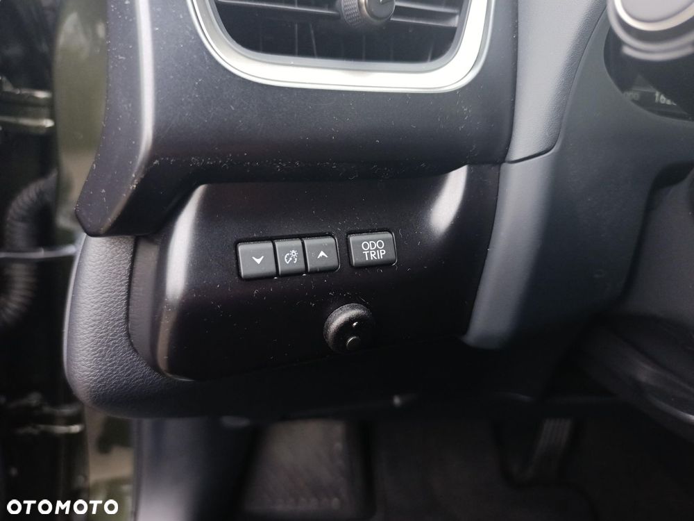 Lexus UX 250h GPF Business 2WD - 23