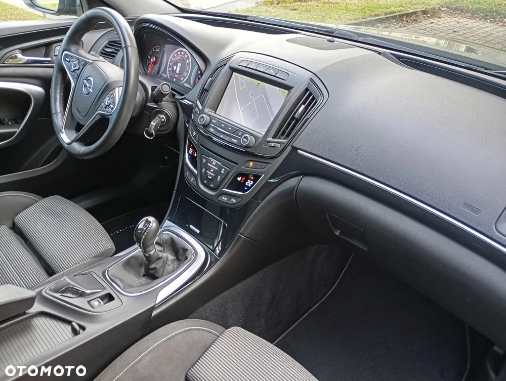 Opel Insignia 1.6 T Edition S&S - 16