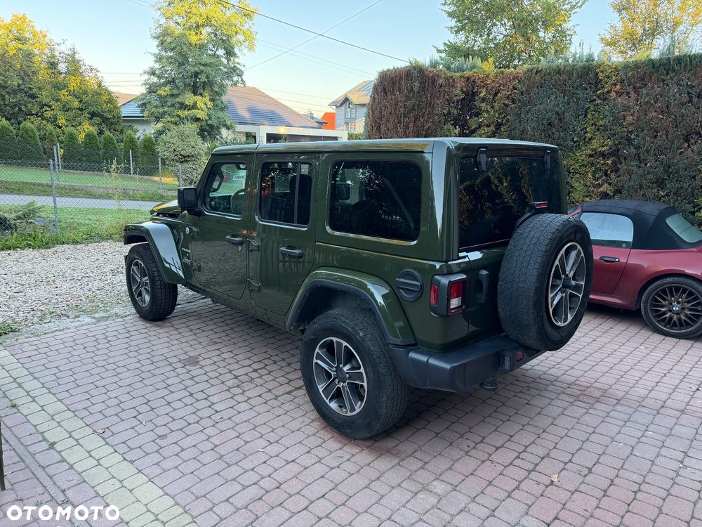 Jeep Wrangler - 16
