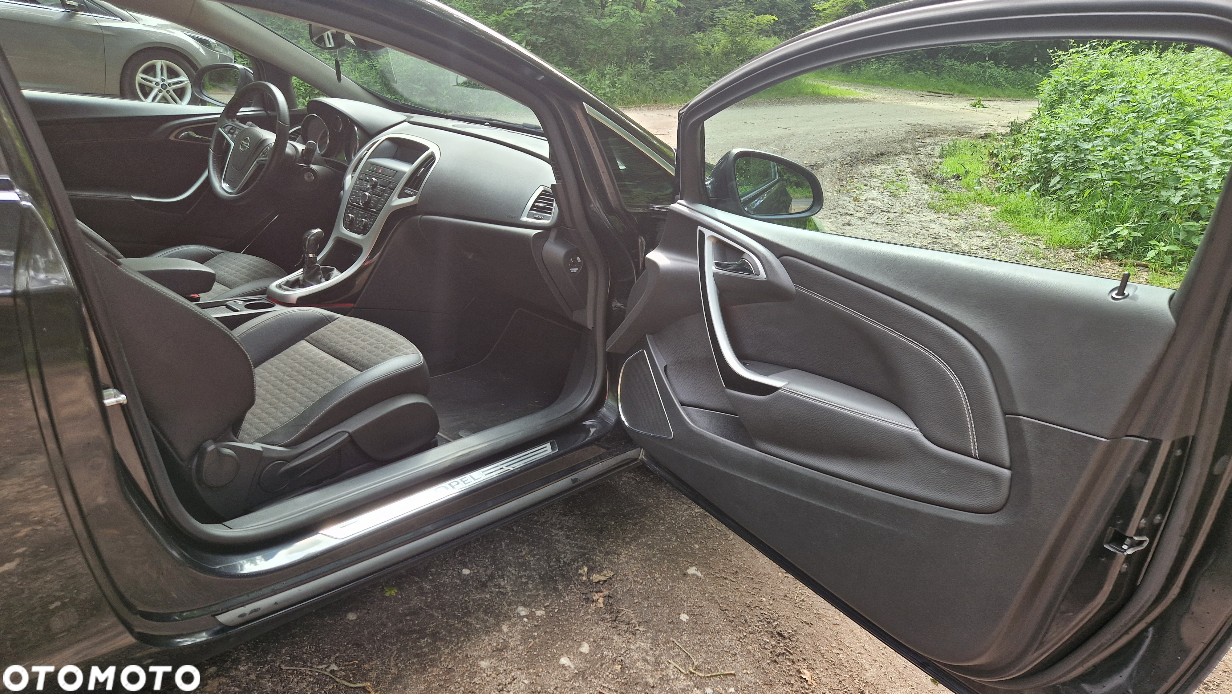 Opel Astra GTC 1.4 Turbo - 6