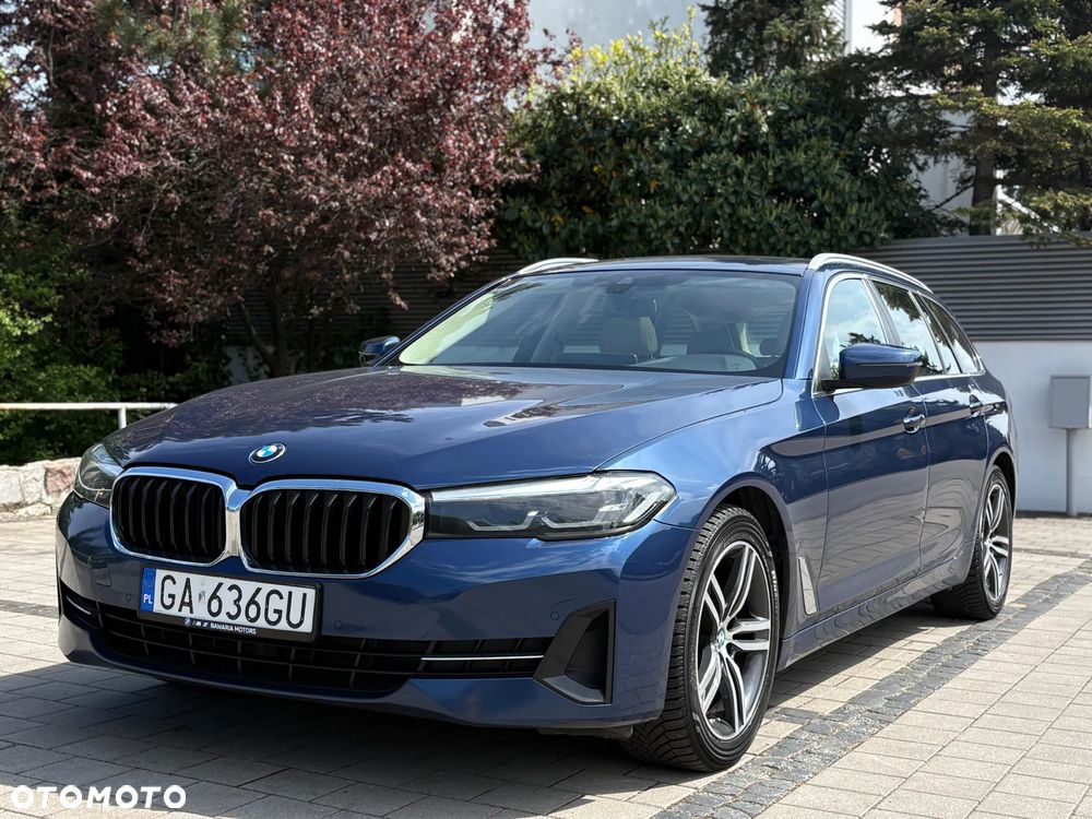 BMW Seria 5 520d xDrive Luxury Line sport - 14