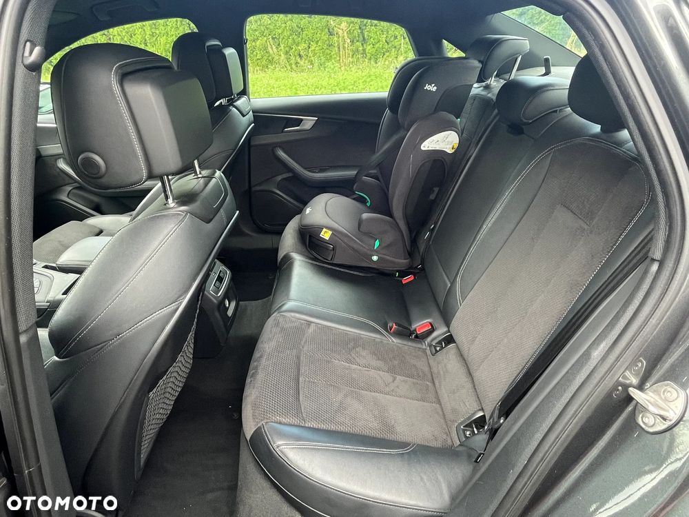 Audi A4 Limousine 2.0 TDI Quattro S tronic - 11