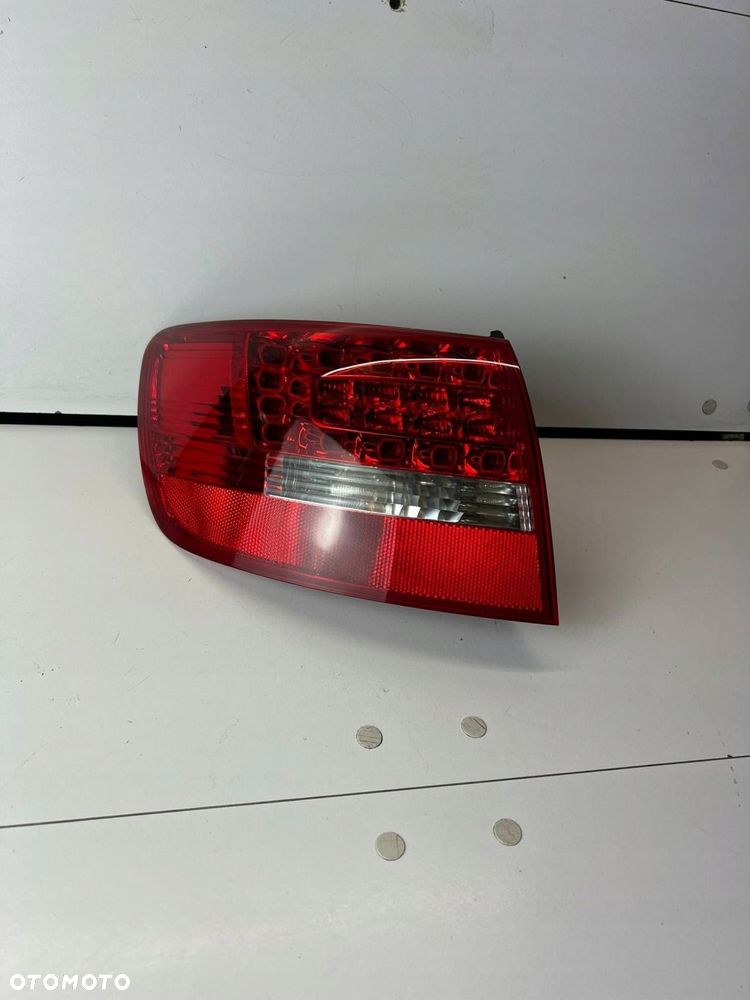 4F9 945 095 E Lampa tylna Audi A6 S6 C6 4F 2010 TYŁ LEWY - 1