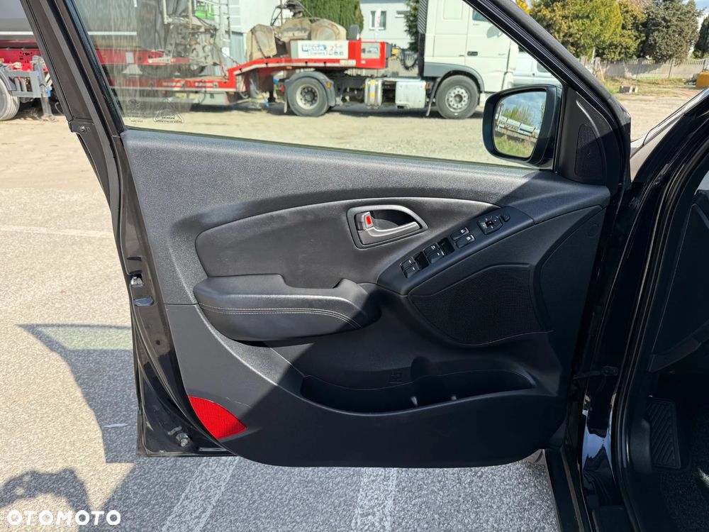 Hyundai ix35 1.6 GDI Premium 2WD - 24