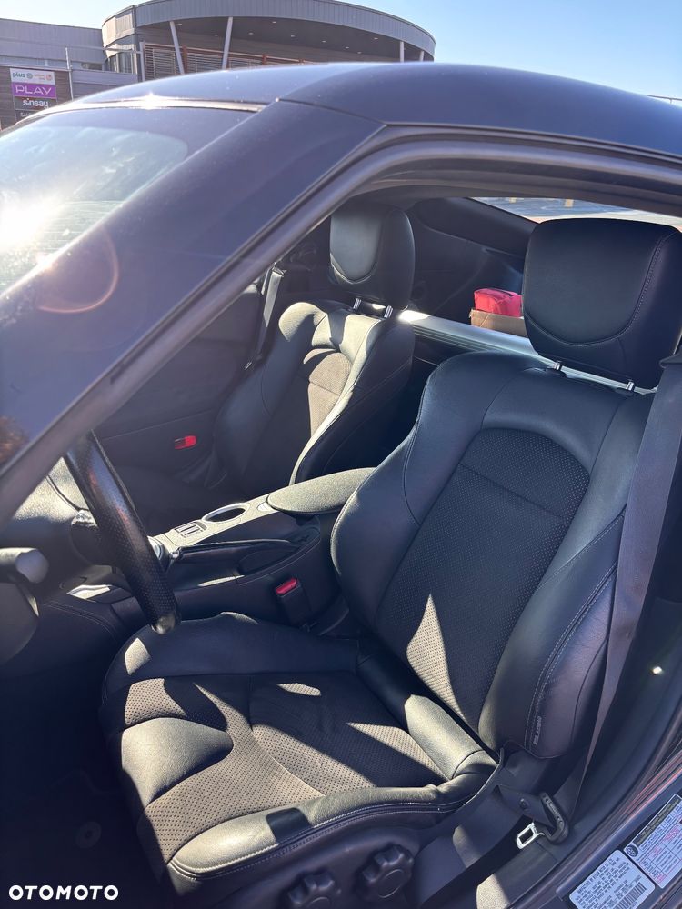 Nissan 370 Z - 11