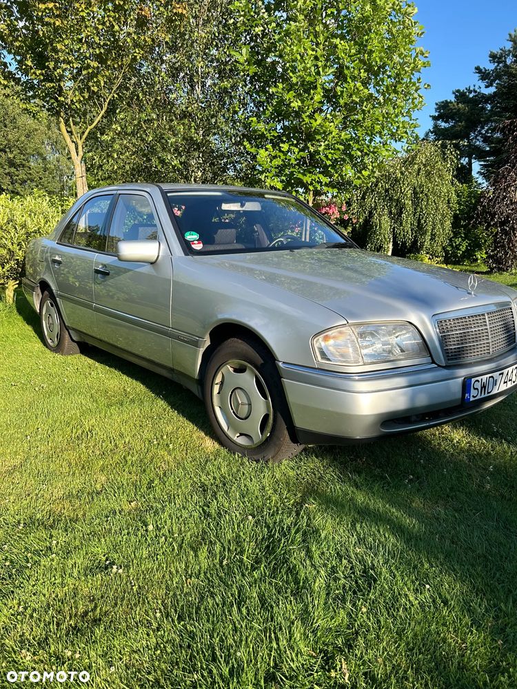 Mercedes-Benz Klasa C - 2