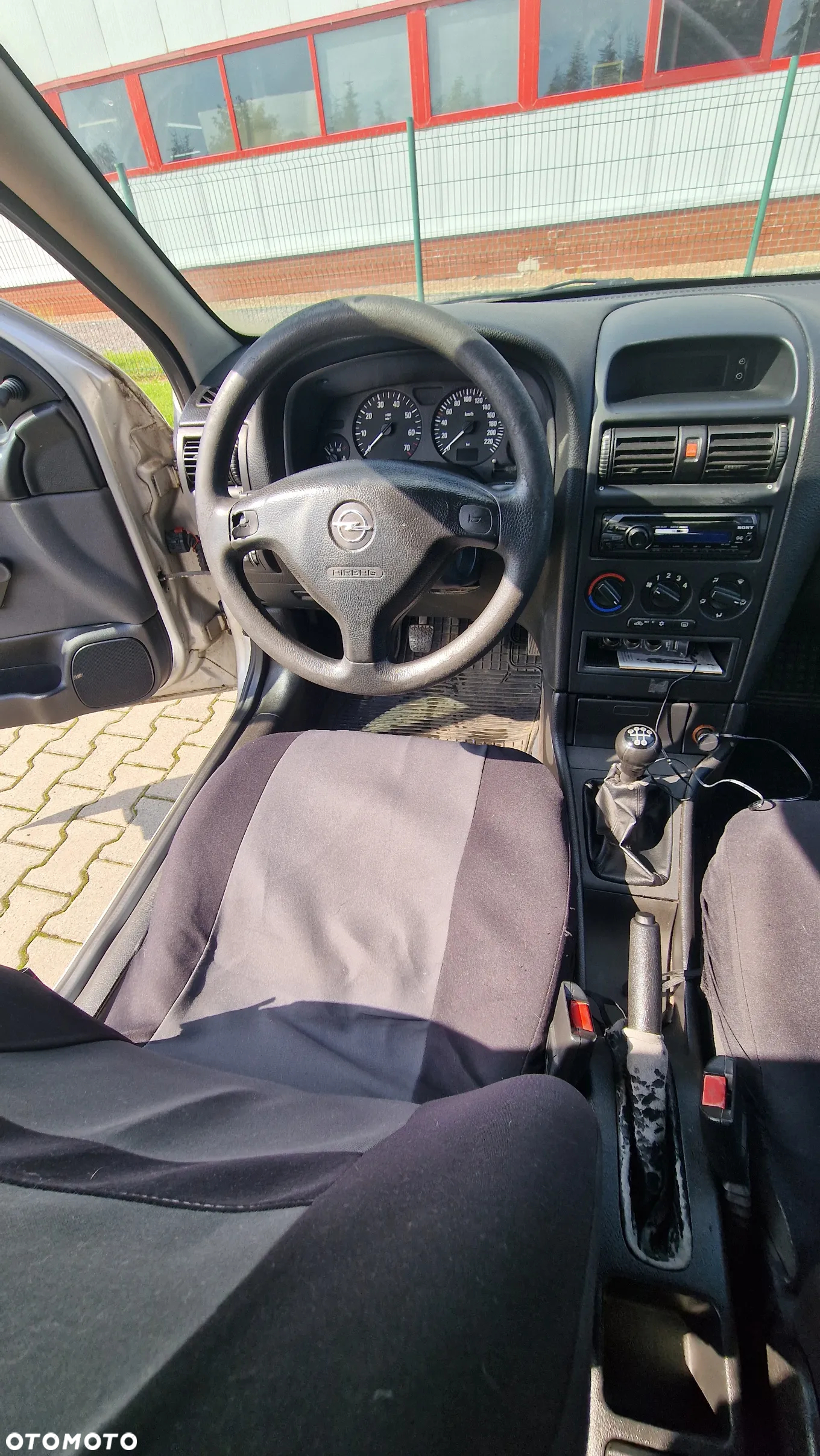 Opel Astra - 25