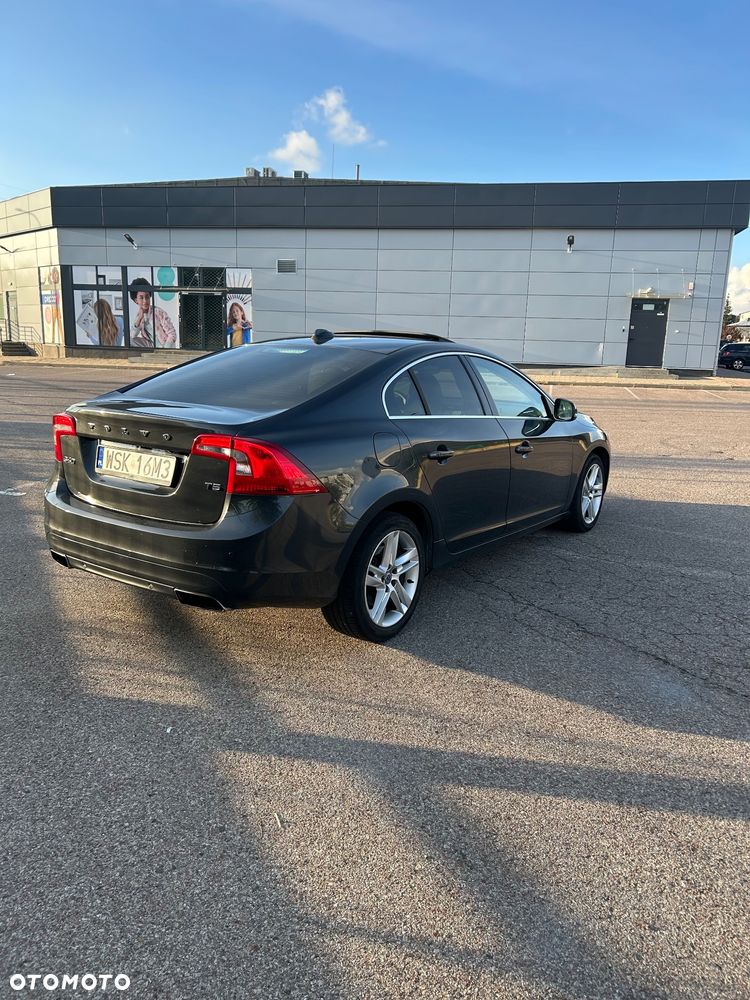 Volvo S60 2014 photo 4