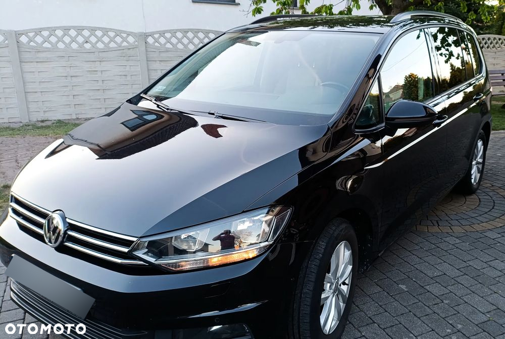 Volkswagen Touran - 19