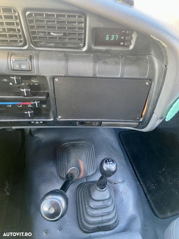 Toyota Land Cruiser - 18