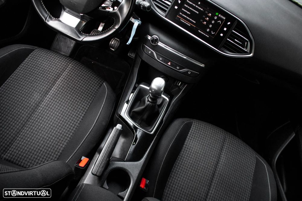 Peugeot 308 SW BlueHDi 100 Stop & Start Active - 29