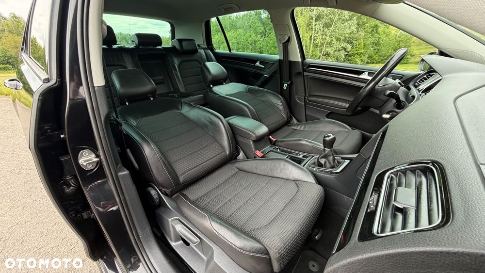 Volkswagen Golf 2.0 TDI SCR Highline - 19