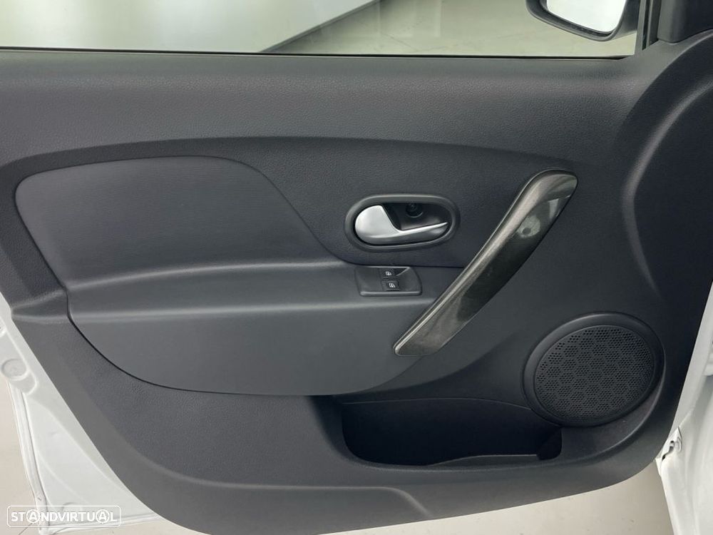 Dacia Sandero 0.9 TCe Comfort - 17