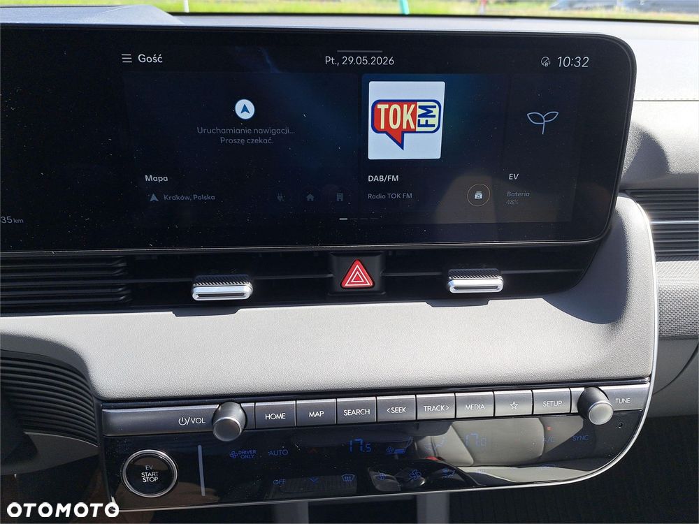 Hyundai IONIQ - 14
