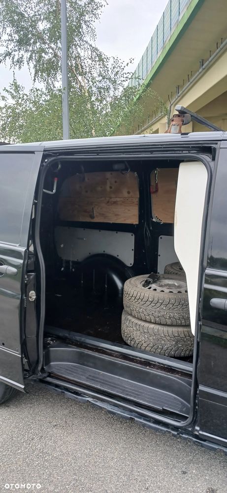 Mercedes-Benz Vito - 10