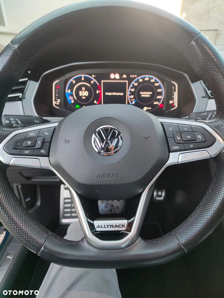 Volkswagen Passat Alltrack 2.0 TDI Bi-Turbo SCR 4Mot DSG - 8