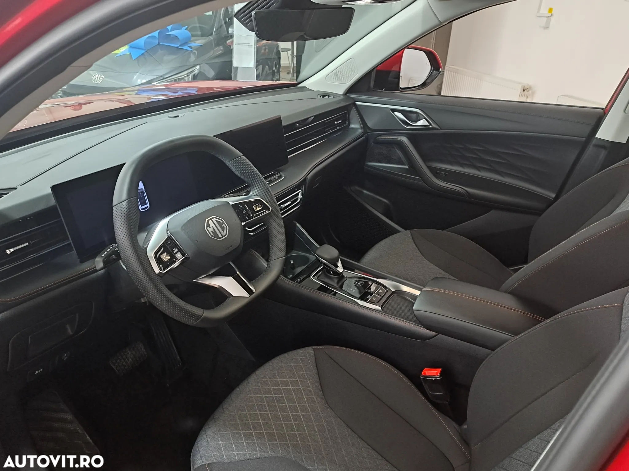 MG HS 1.5 T-GDi 7DCT Excite - 6
