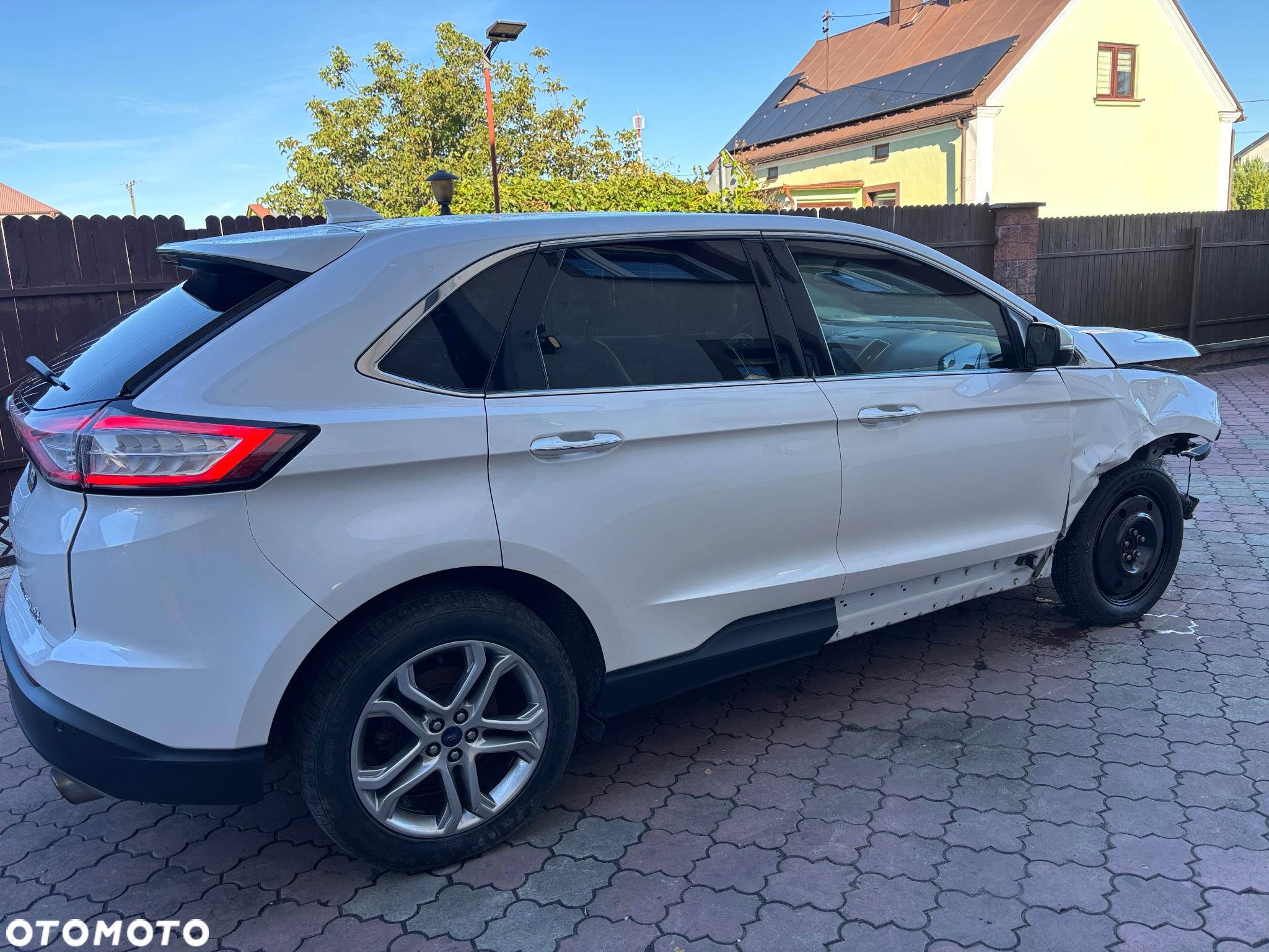 Ford Edge - 4