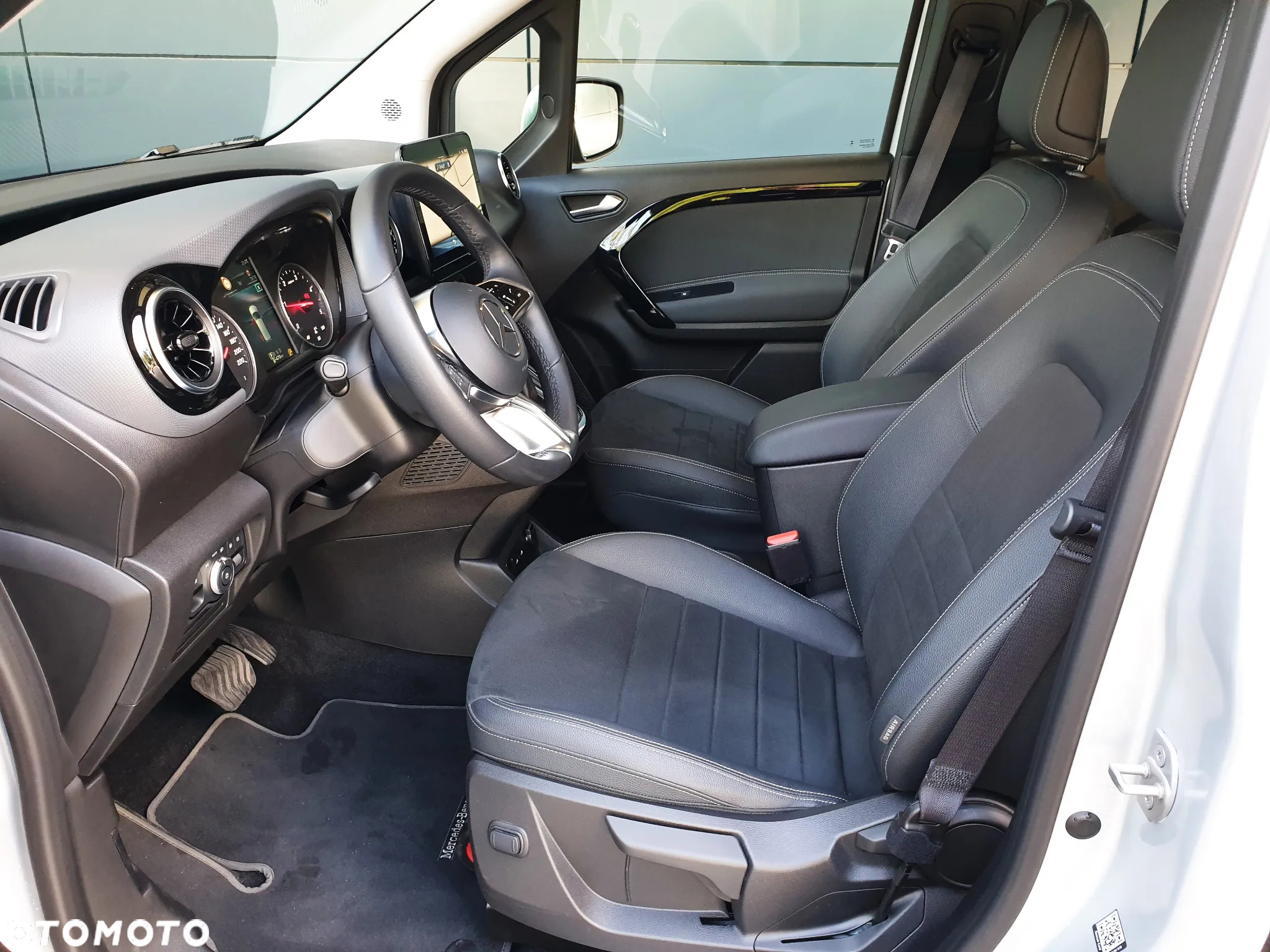 Mercedes-Benz Klasa T 180 d Style - 14