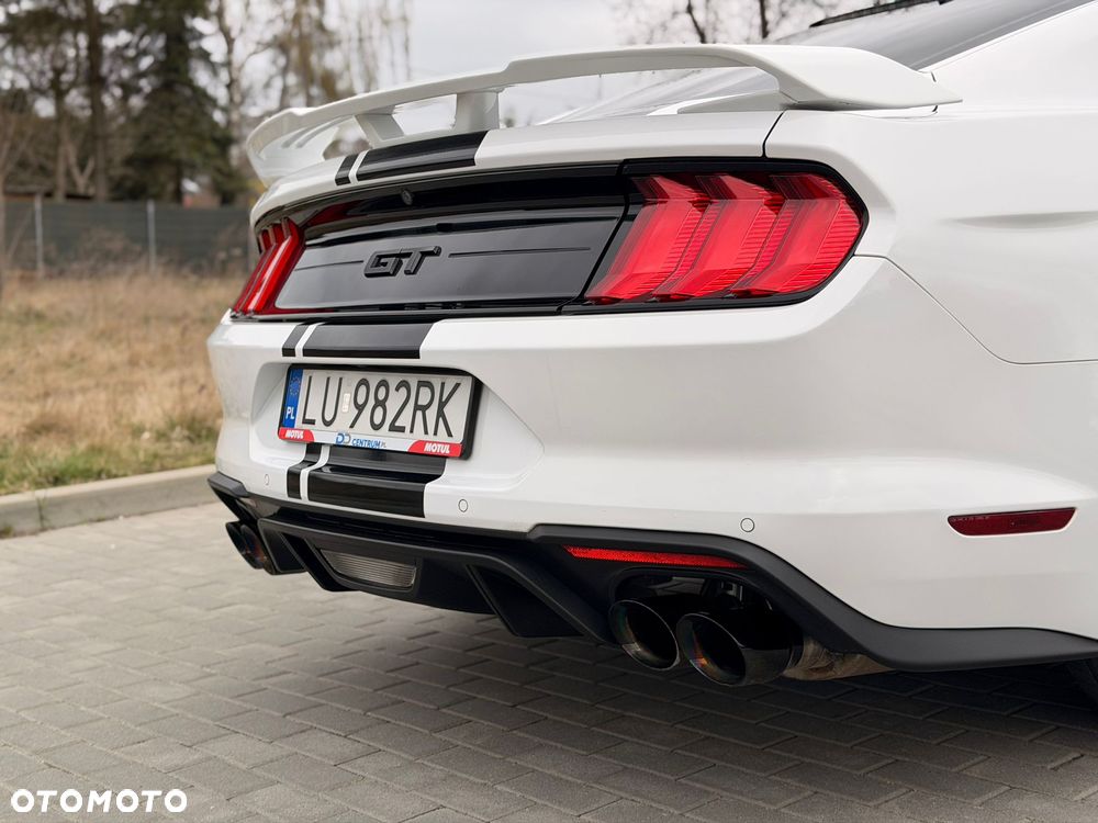 Ford Mustang - 16