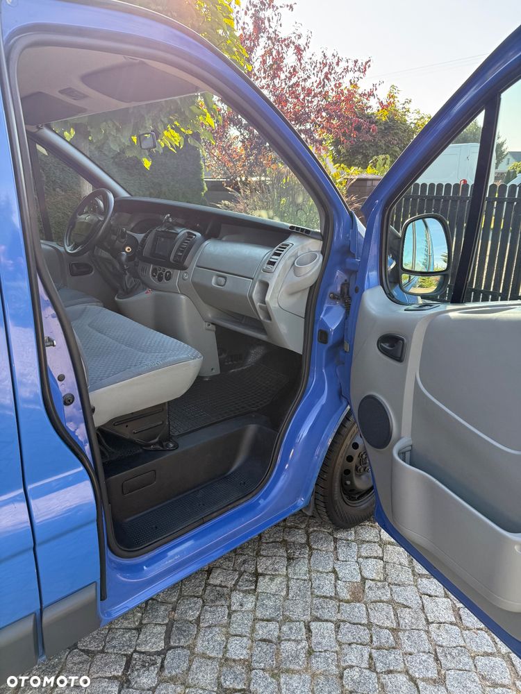 Renault Trafic - 28