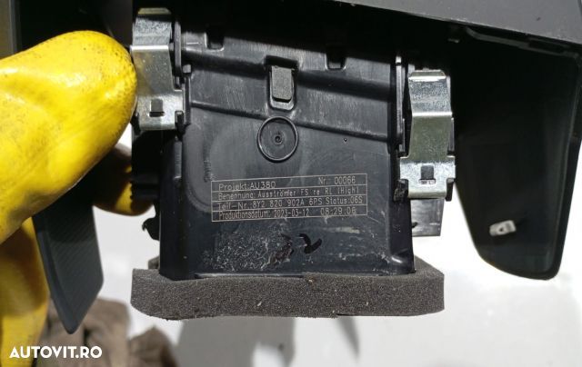 Grila ventilatie bord stanga 8Y2820902A Audi A3 4 (8Y) [2020 - 2020] - 3